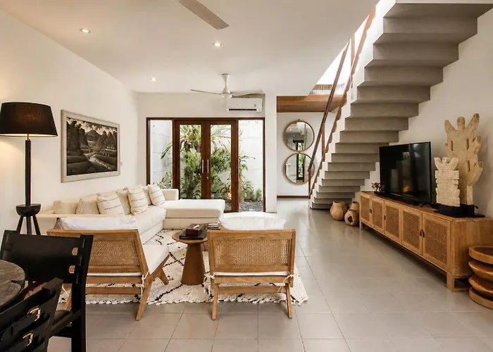 Superb 2br Centre Brawah 300m To *