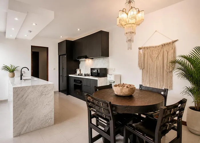 بيت للعطل Chic 2Br Villas, Brawah, 300M To Coastal Bliss تْشانغو
