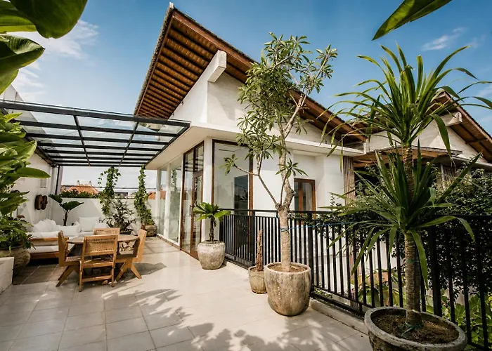 Superb 2br Centre Brawah 300m To * チャングー