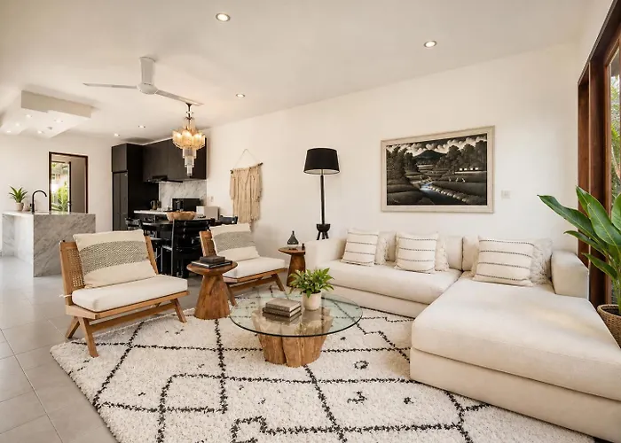 Superb 2br Centre Brawah 300m To